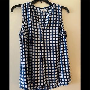 Crown & Ivy sleeveless top